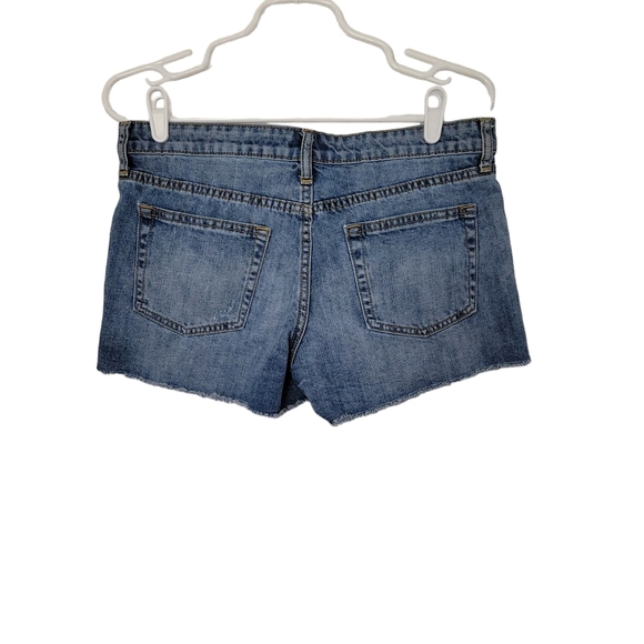 Gap Sexy boyfriend short, denim, women's size 8 - Picture 3 of 5